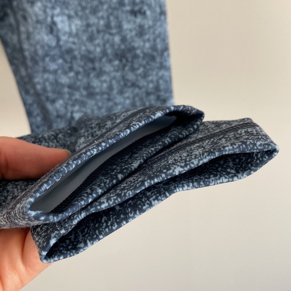 Peloton Cadence Capri Size XS - Picture 8 of 13